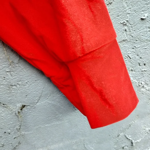 "MERRY WEAR" PJ TOP. SZ LG - Picture 5 of 8